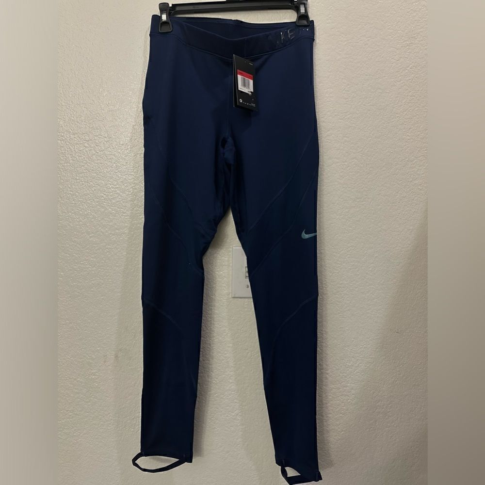 Nike Pro size L - Picture 2 of 7